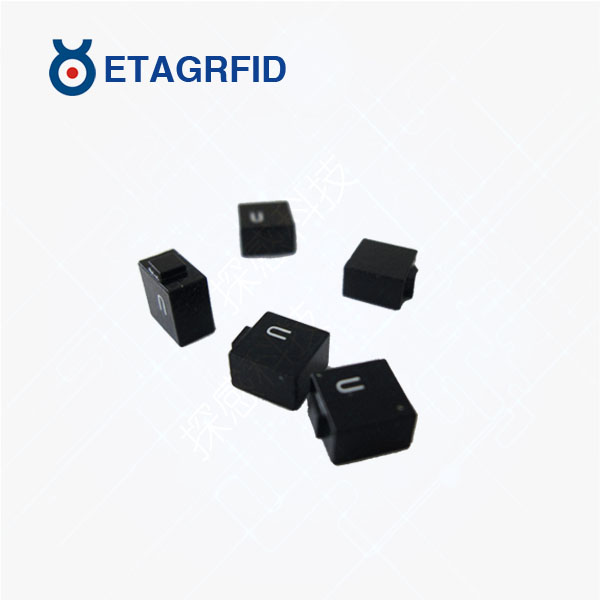 ETAG-T653 超高频RFID微型抗金属标签